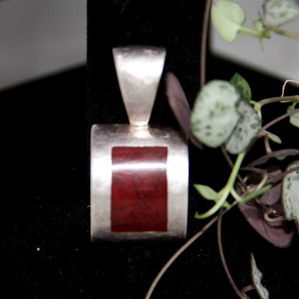 Sterling Silver 925 Red Jasper Inlay Modernist Curved Rectangle Slide Pendant